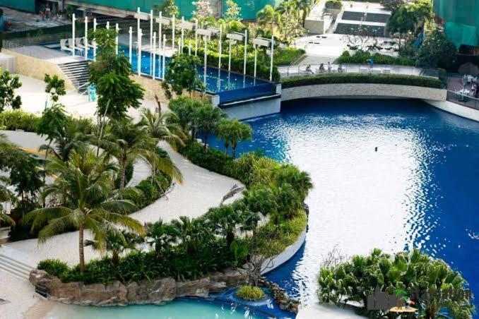 מנילה Azure Urban Resort Staycation מראה חיצוני תמונה
