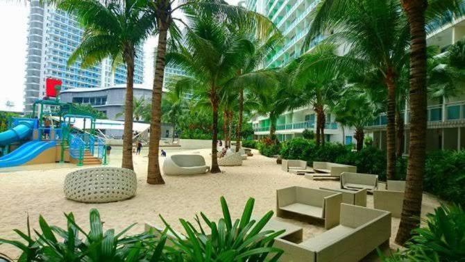 מנילה Azure Urban Resort Staycation מראה חיצוני תמונה